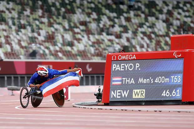 First coach praises Paralympic champ on new world record